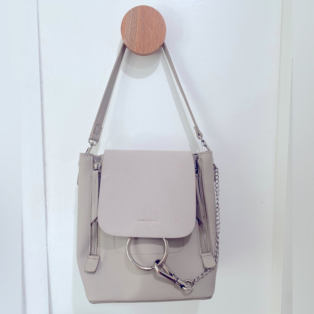 Soft Heather shoulder bag/convertible backpack with ring chain